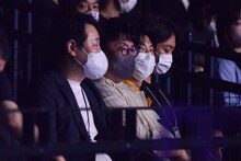 パン・シヒョクとRM。