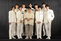 &TEAMとパン・シヒョク議長。