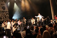 「東京スカmuroパラダイス『ウチアゲのオーケストラ』」の様子。 (c)Sony Music Artists