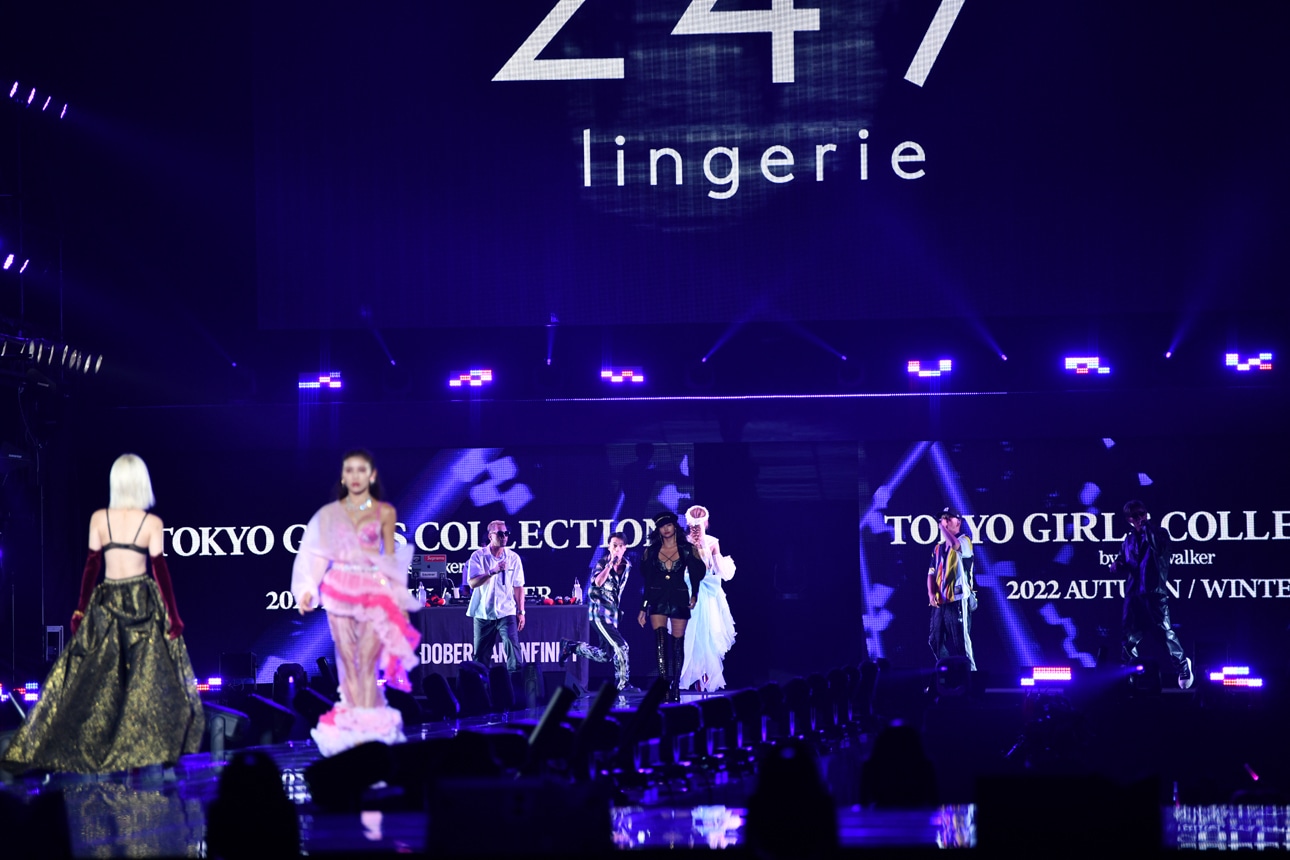 「第35回 マイナビ 東京ガールズコレクション 2022 AUTUMN/WINTER」の様子。