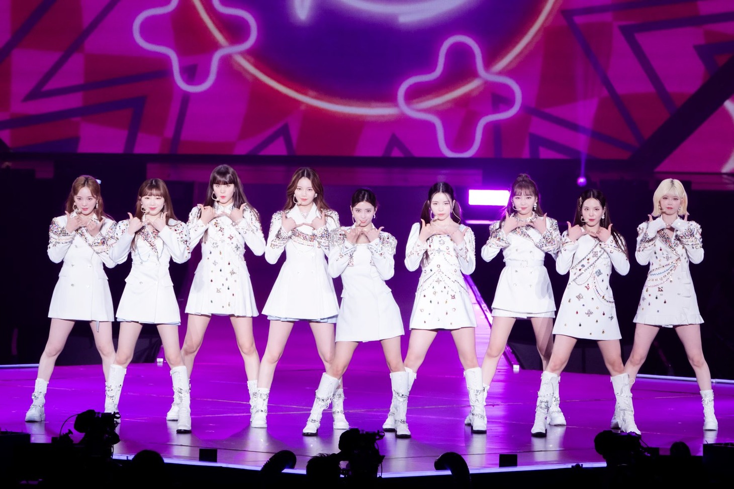 「NiziU Live with U 2022 "Light it Up"」国立代々木競技場 第一体育館公演の様子。（撮影：田中聖太郎）