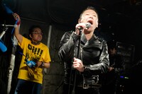 「三宅ロックフェスティバルvol.4」の様子。（撮影：緒車寿一）