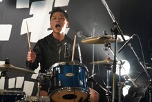 石鹸（Dr / グループ魂）（撮影：緒車寿一）