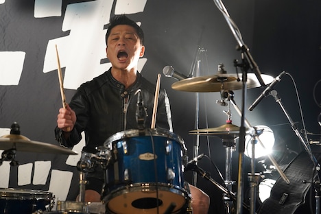 石鹸（Dr / グループ魂）（撮影：緒車寿一）