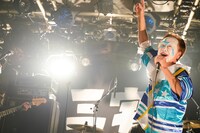 アツシ（Vo / ニューロティカ）（撮影：緒車寿一）