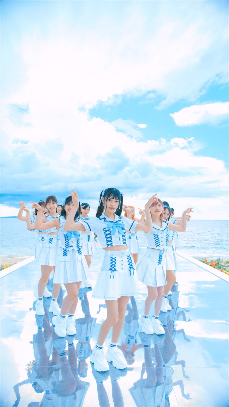 AKB48「久しぶりのリップグロス」ミュージックビデオより。 (c)AKB48/キングレコード