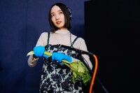 渾身の力を込めてセロリをねじり折るのっちさん。