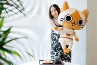 左からのっちさん、アイルー。