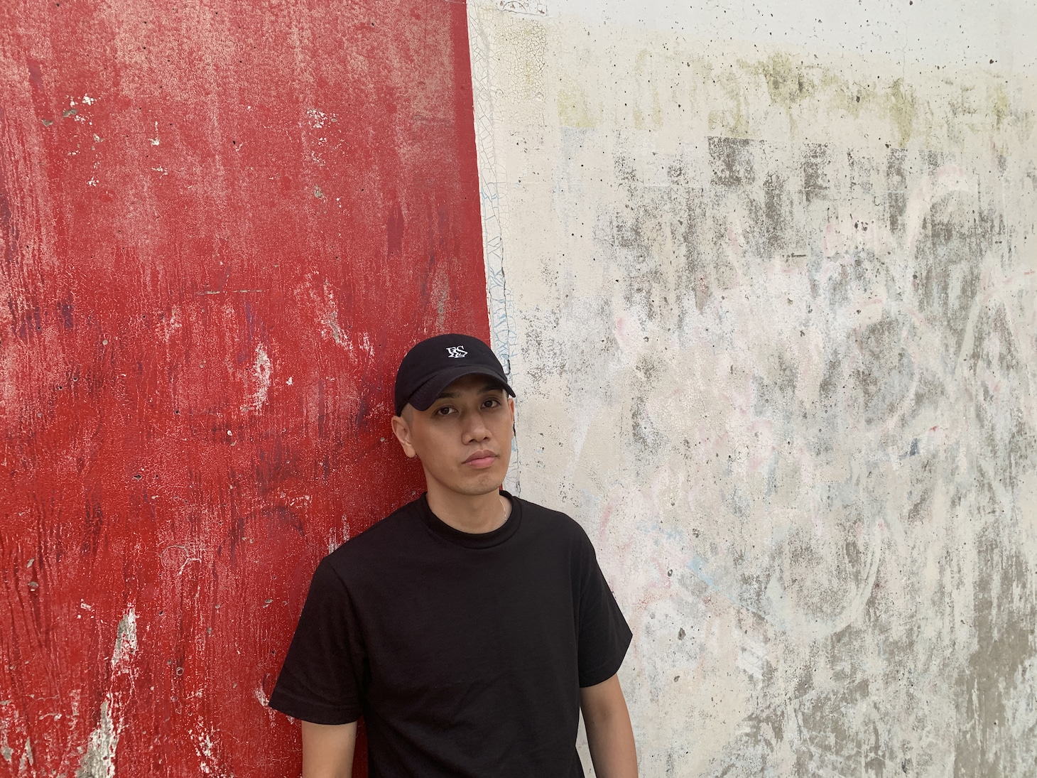 「2022 FL$Nation CAP（'47 CLEAN UP）」を着用したJJJ。