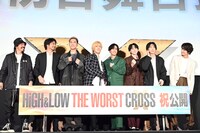 「HiGH&LOW THE WORST X」初日舞台挨拶の様子。