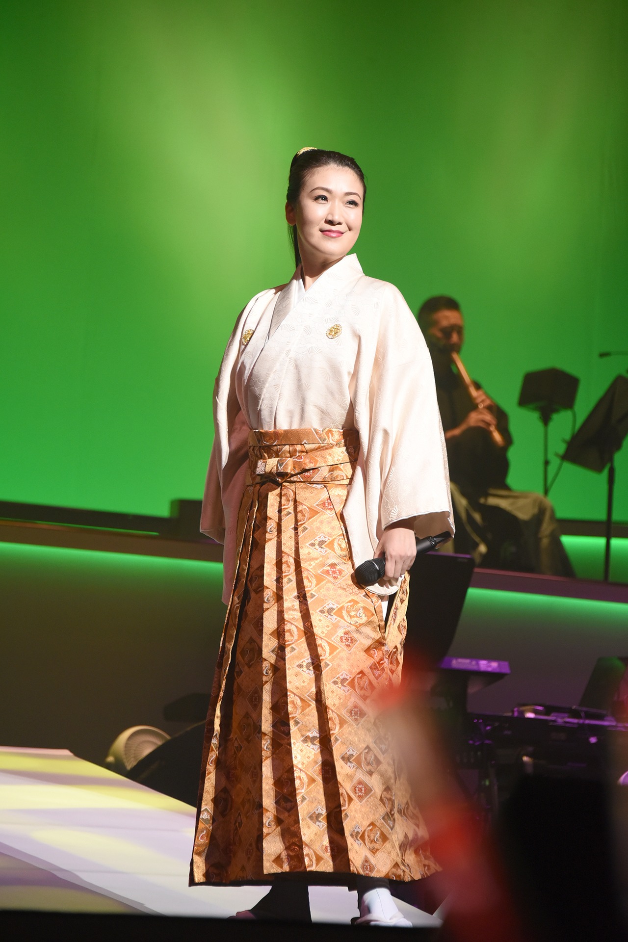 市川由紀乃