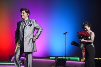 花柳一、市川由紀乃。