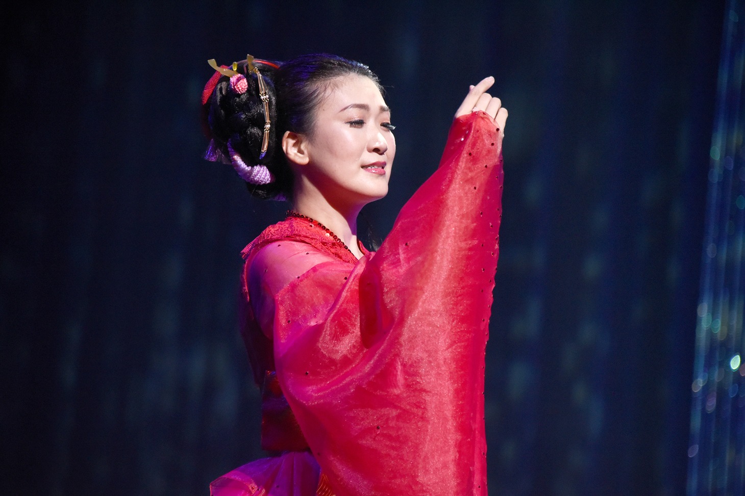 市川由紀乃