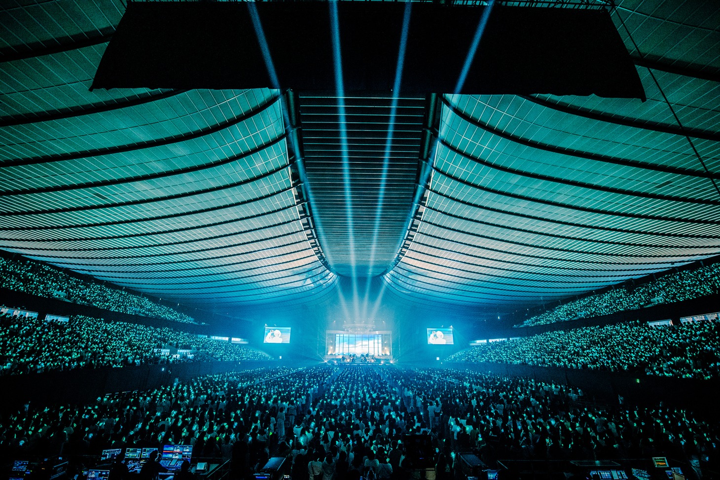 「ONEW Japan 1st Concert Tour 2022 ～Life goes on～ Special Edition」の様子。（撮影：田中聖太郎）
