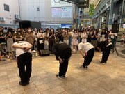 Cool-Xのライブの様子。