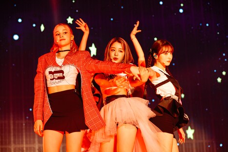 左からヒュニンバヒエ、ヒカル、ヨンウン。（撮影：上山陽介 / 木村泰之）