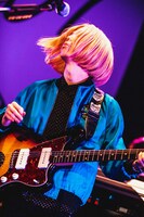 小笹大輔（G / Official髭男dism）（Photo by TAKAHIRO TAKINAMI）