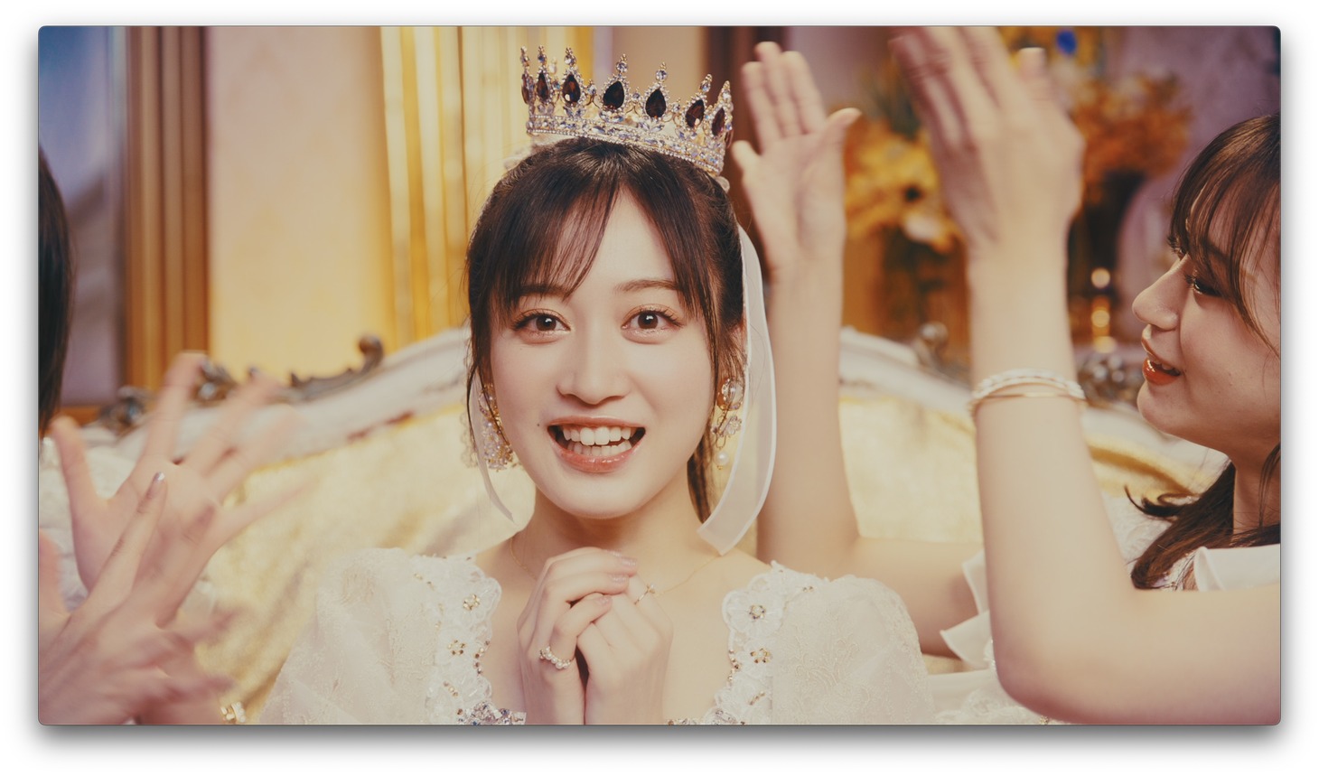 NMB48「好きだ虫」ミュージックビデオより。(c)laugh out loud records/よしもとミュージック