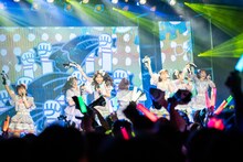 FRUITS ZIPPER「1stワンマンライブ ～KIKKAKE～」の様子。