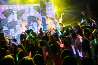 満員のLIQUIDROOM。