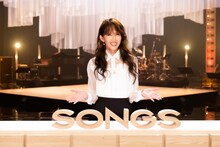「SONGS」より工藤静香。（写真提供：NHK）