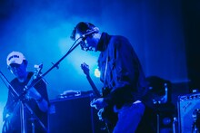 左から柏原譲（B / フィッシュマンズ）、木暮晋也（G / ヒックスヴィル）。（撮影：勝永裕介）