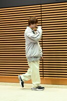 退場する須田景凪。