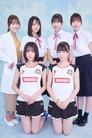 左上から時計回りに＝LOVEの諸橋沙夏、佐々木舞香、≠MEの蟹沢萌子、川中子奈月心、冨田菜々風、＝LOVEの野口衣織。(c)ABC TV