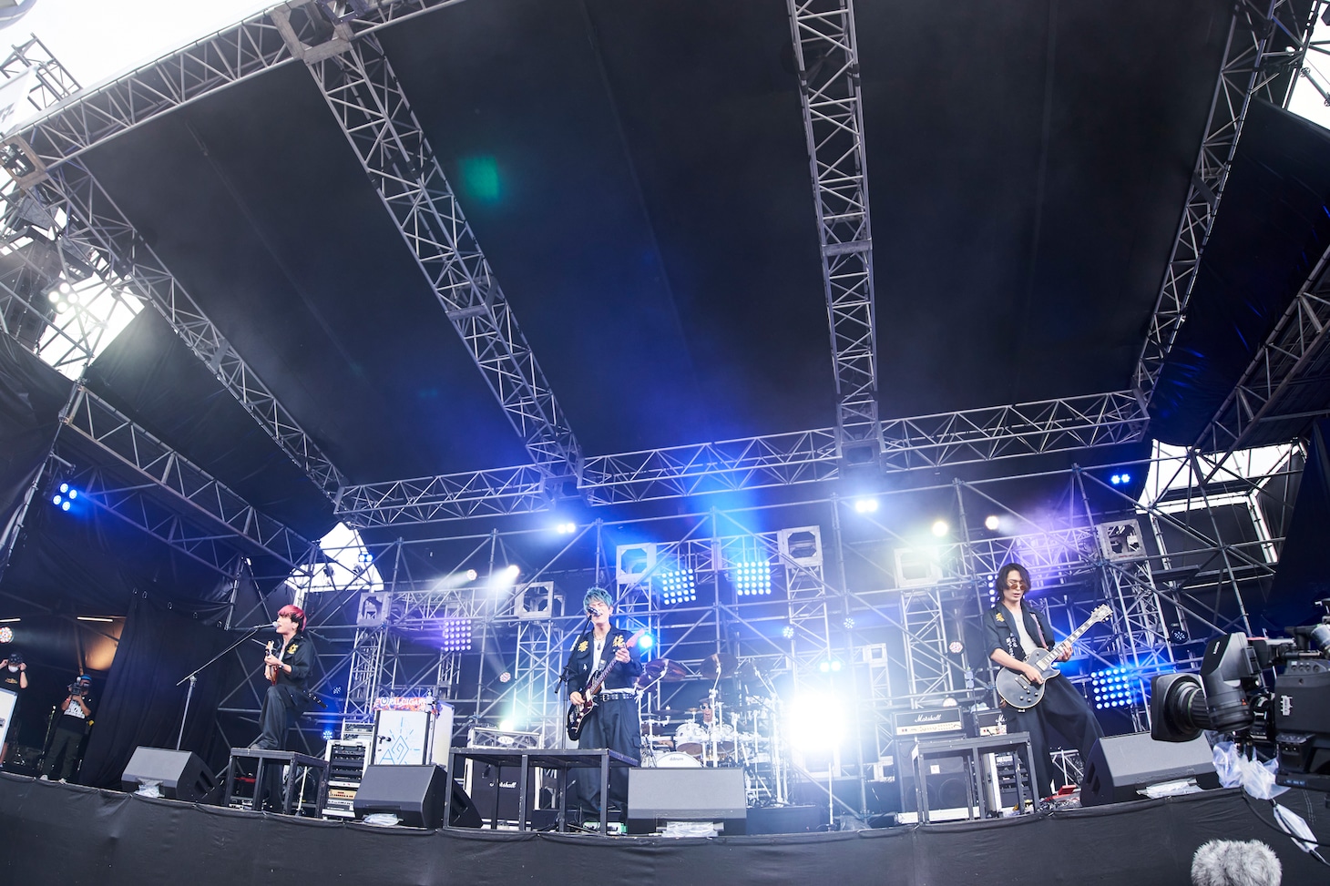 THE ORAL CIGARETTES（撮影：釘野孝宏）