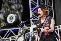 Kj（Vo, G / Dragon Ash）（撮影：釘野孝宏）