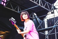 しばたありぼぼ（B, Vo / ヤバイTシャツ屋さん）（撮影：青木カズロー）