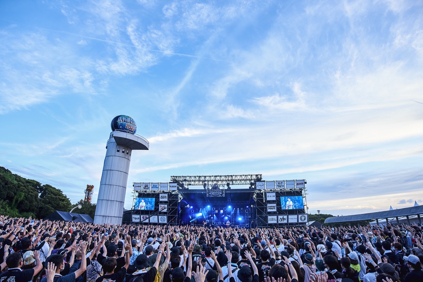 サンボマスターのライブの様子。（撮影：釘野孝宏）