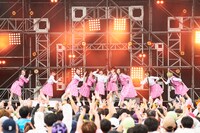 私立恵比寿中学のライブの様子。（撮影：釘野孝宏）