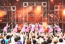 私立恵比寿中学のライブの様子。（撮影：釘野孝宏）