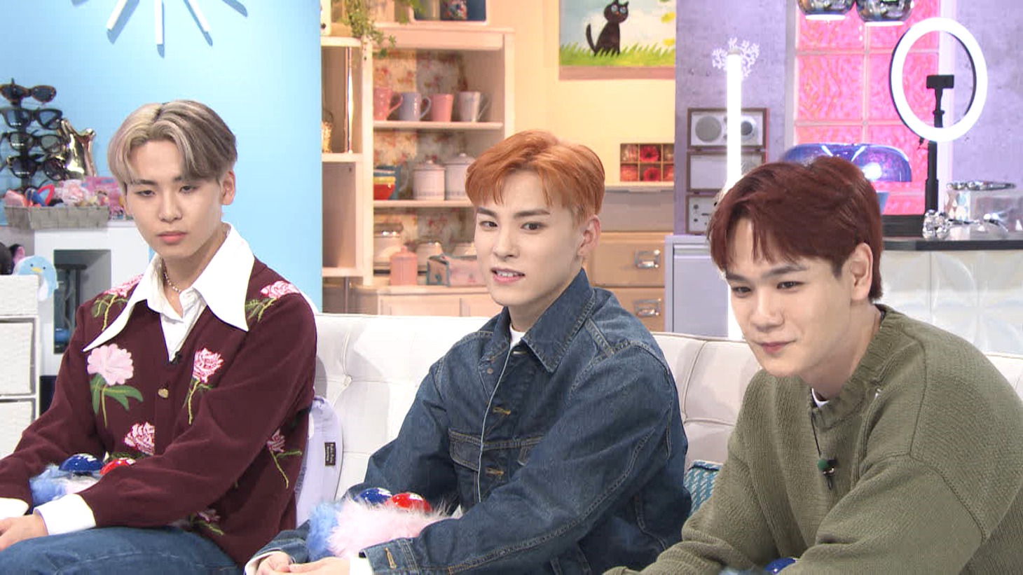 左から川尻蓮、川西拓実、豆原一成。