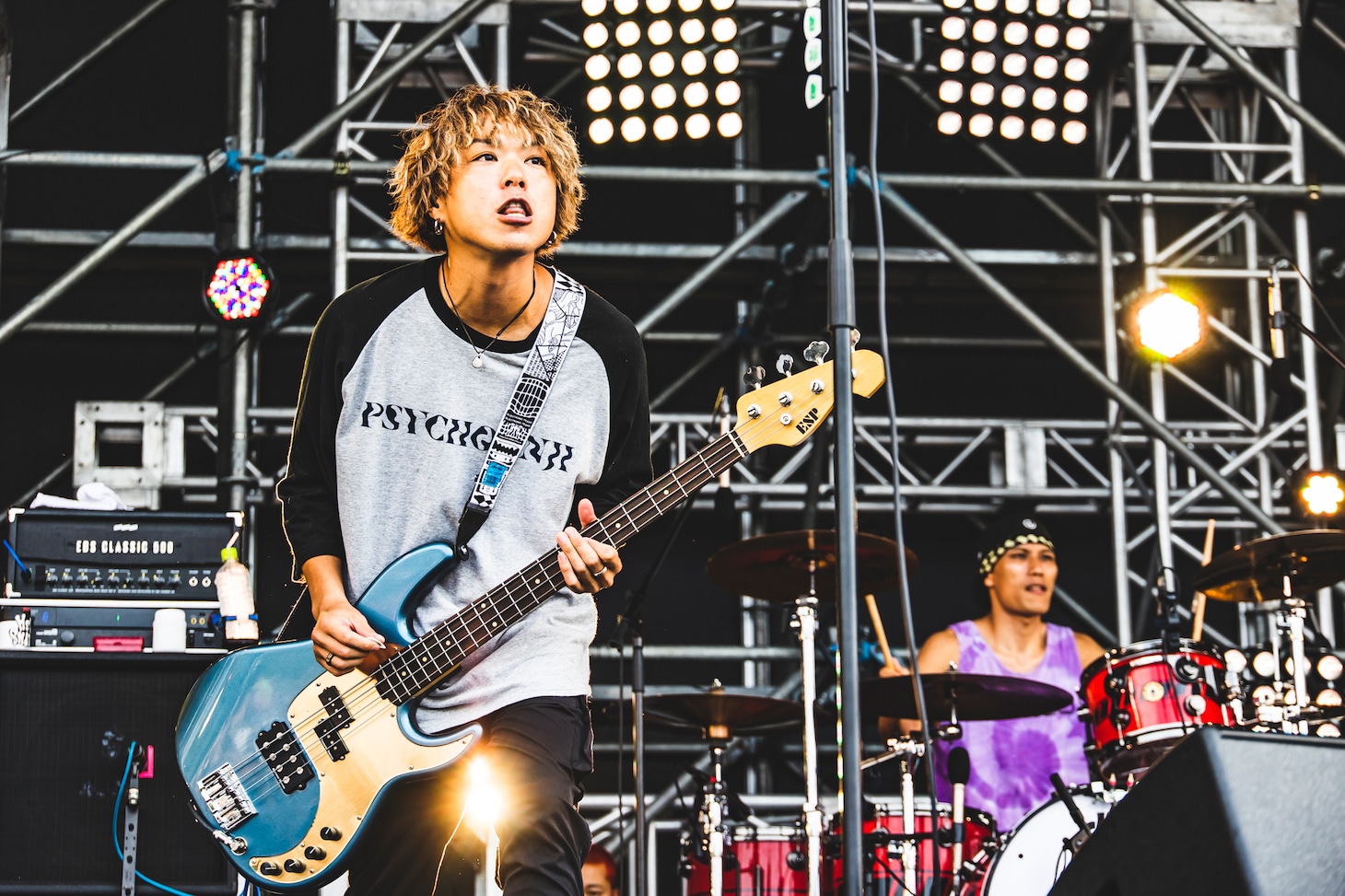 YUJI（Vo, B / HEY-SMITH）（撮影：青木カズロー）