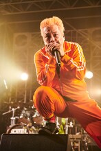 N∀OKI（Vo / ROTTENGRAFFTY）（撮影：釘野孝宏）