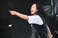 R-指定（Creepy Nuts）（撮影：釘野孝宏）