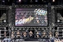 倖田來未のライブの様子。（撮影：中野修也）