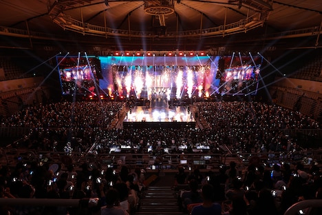 「ENHYPEN WORLD TOUR 'MANIFESTO'」韓国・ソウルSKオリンピックハンドボール競技場公演の様子。(P)&(C) BELIFT LAB Inc.