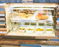 青山ファーマーズマーケットで仕入れた野菜で作る人気のデリ。価格は取材当時のもの。