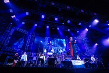 氣志團とスカパラホーンズ。（撮影：上山陽介）