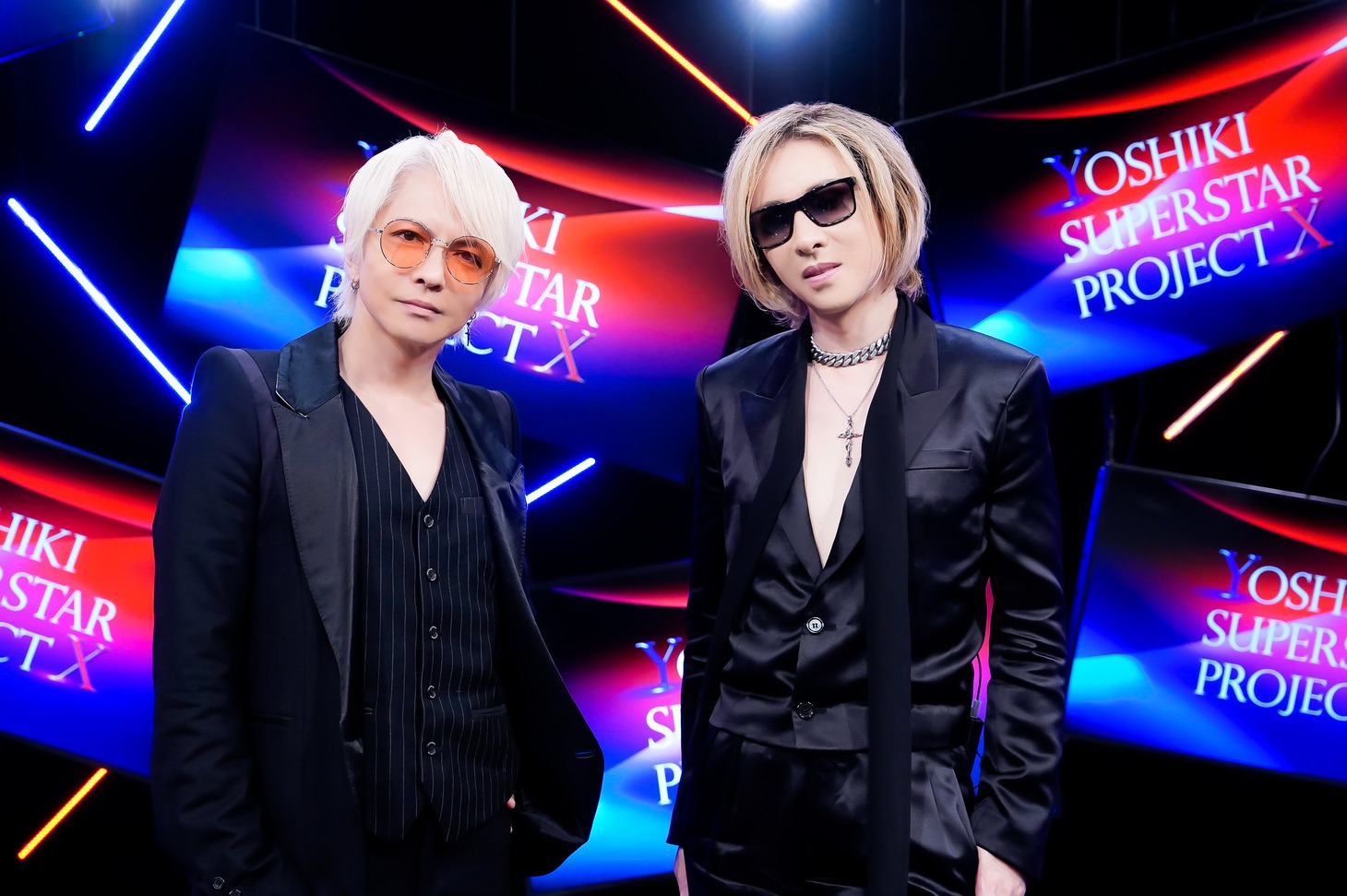 HYDEとYOSHIKI。(C)NTV