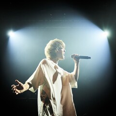 Amber'sが待望の初ワンマンでメジャーデビュー決定を報告「一緒に戦いに行こう!」