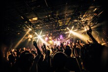 「空白ごっこ ONEMAN TOUR 2022 halo」最終公演の様子。（撮影：鈴木友莉）