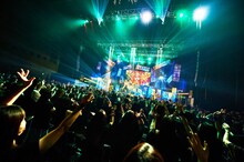 己龍「蠱毒厭魅」KT Zepp Yokohama公演の様子。