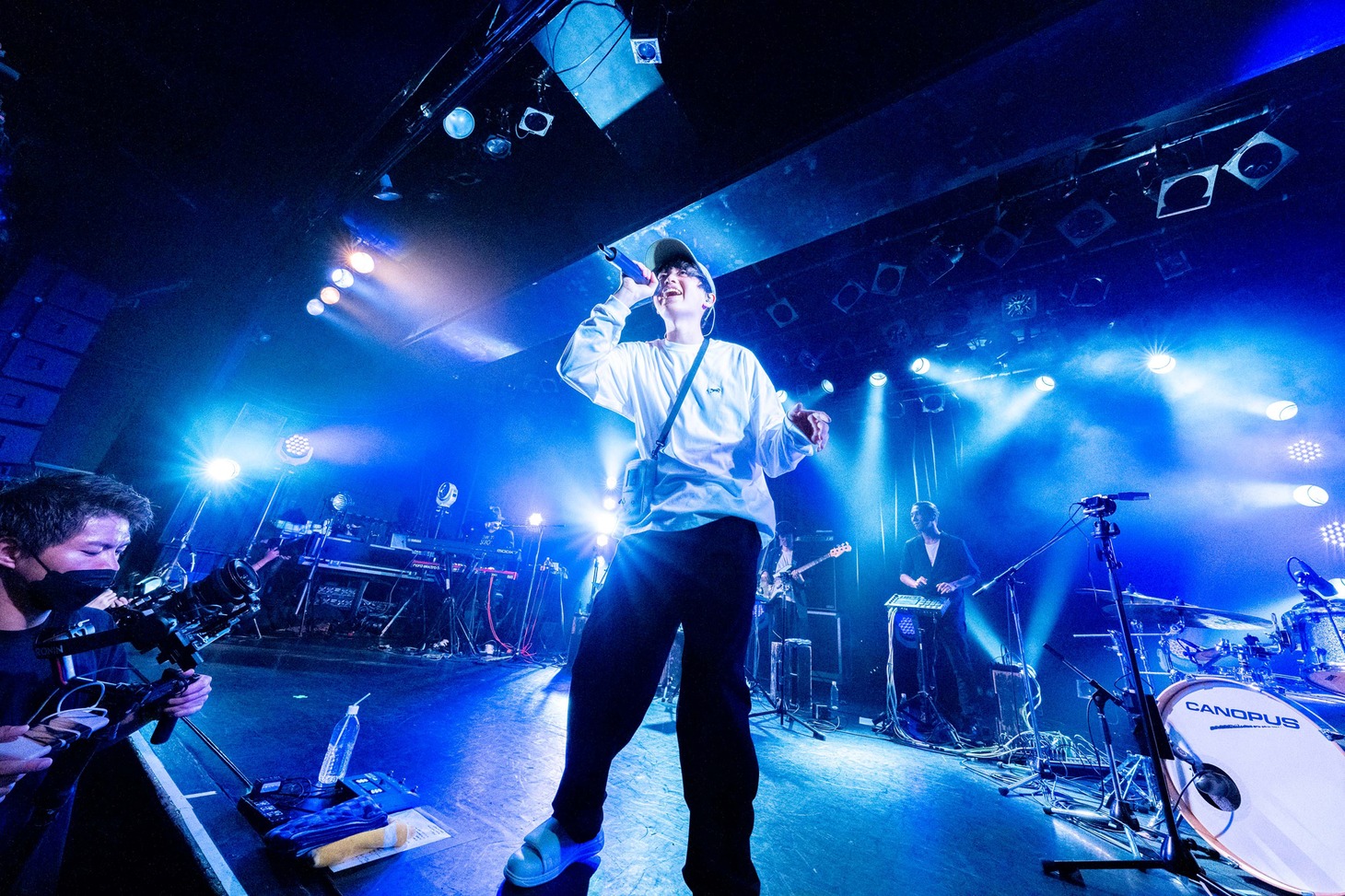 ぜったくん「WAKE WE UP!!!」東京・LIQUIDROOM公演より。（写真提供：Virgin Music）