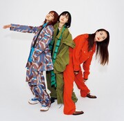 「装苑」2022年11月号より、Chilli Beans.。