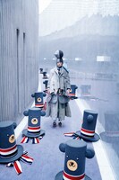 「装苑」2022年11月号より。