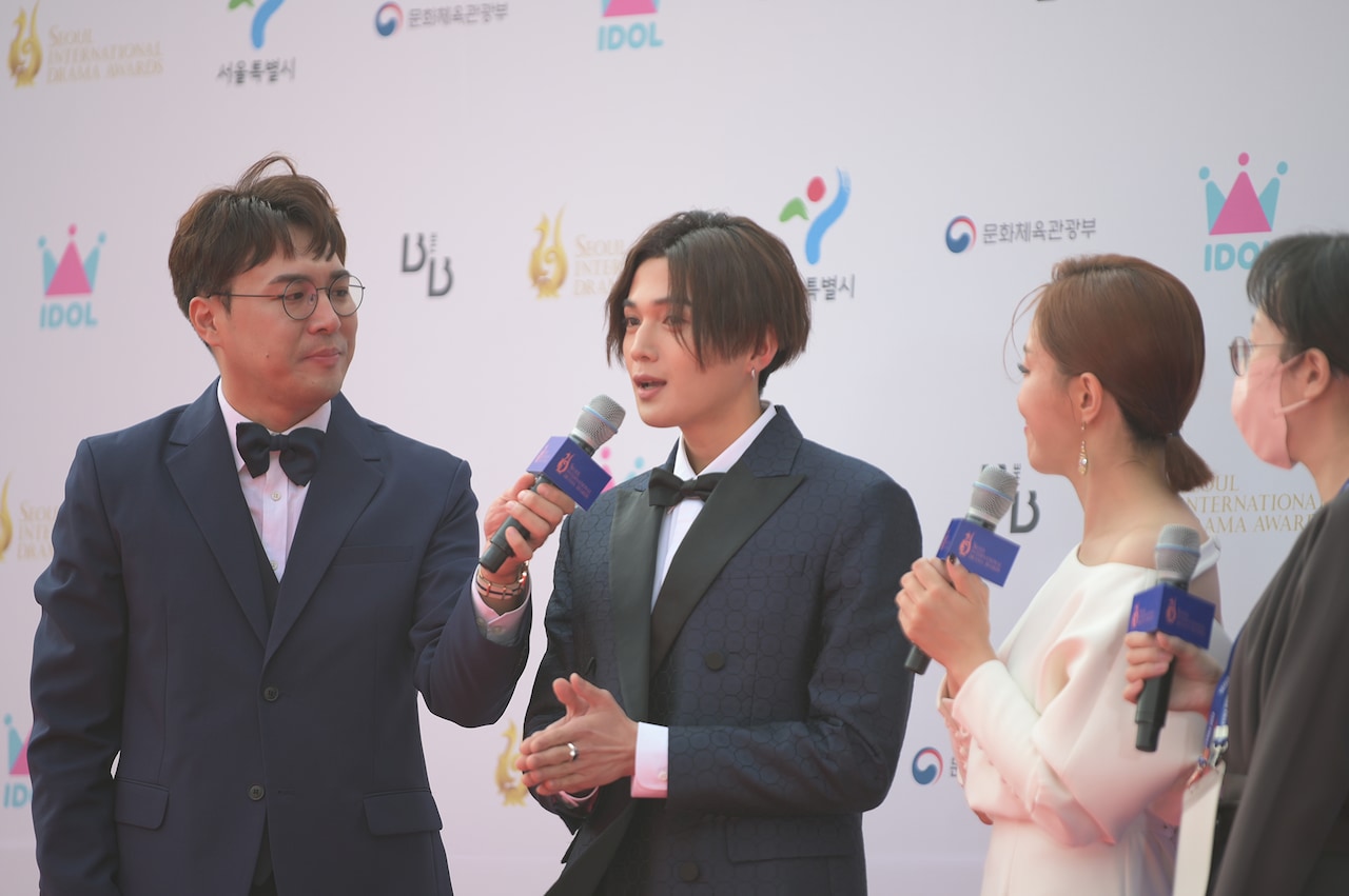 FANTASTICS八木勇征「ソウルドラマアワード」授賞式に登壇、「美しい彼」でアジアスター賞に輝く